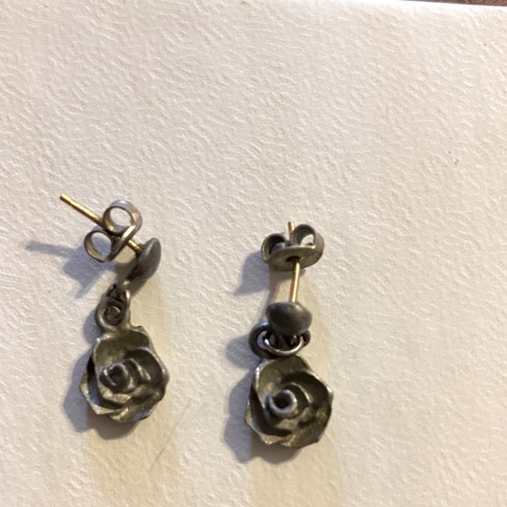 Post Rose earrings vintage pewter. Vintage